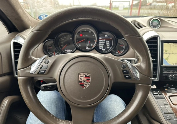 Porsche Cayenne cena 89900 przebieg: 245582, rok produkcji 2010 z Skierniewice małe 562